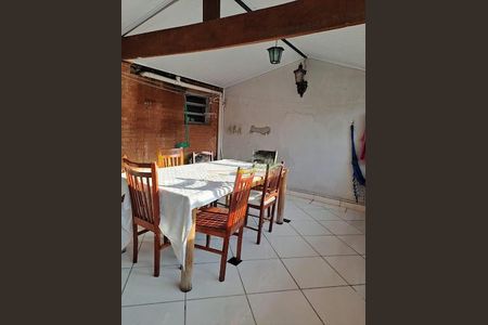 Casa à venda com 3 quartos, 130m² em Vila Quitauna, Osasco