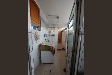 Casa à venda com 3 quartos, 139m² em Quitaúna, Osasco