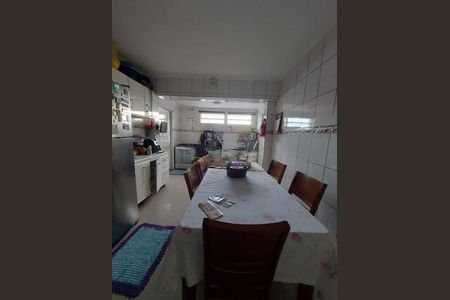 Casa à venda com 3 quartos, 139m² em Quitaúna, Osasco