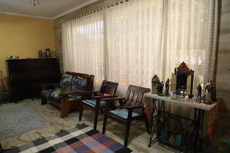 Casa à venda com 5 quartos, 254m² em Centro, Osasco