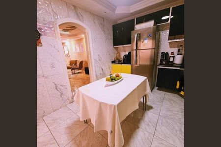 Casa à venda com 3 quartos, 191m² em Jardim D’abril, Osasco