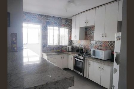Apartamento à venda com 2 quartos, 65m² em Vila Quitauna, Osasco