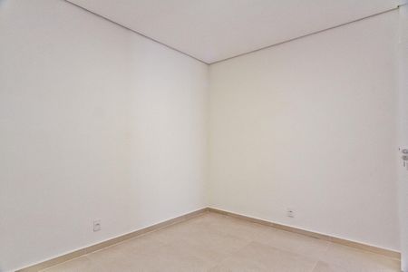 Quarto 1 de casa para alugar com 2 quartos, 75m² em Jardim Marisa, São Paulo