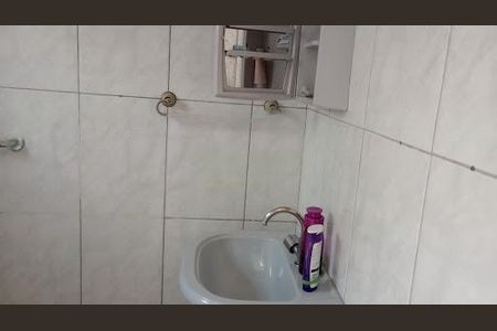 Casa à venda com 4 quartos, 200m² em Vila Yolanda, Osasco