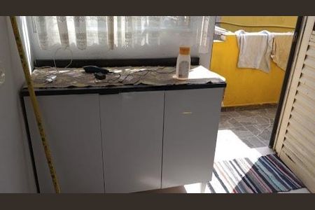 Casa à venda com 4 quartos, 200m² em Vila Yolanda, Osasco