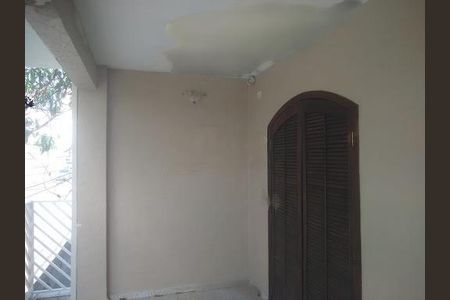 Casa à venda com 3 quartos, 193m² em Quitaúna, Osasco