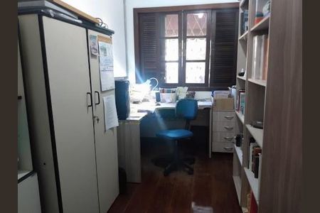 Casa à venda com 3 quartos, 200m² em Jardim das Flores, Osasco