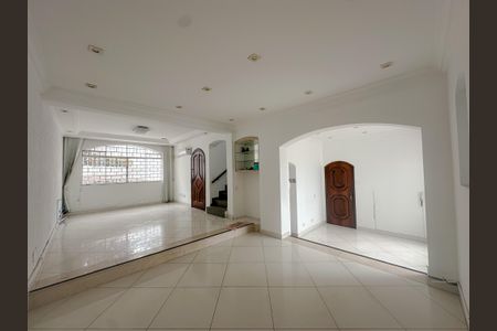 Sala de casa à venda com 5 quartos, 300m² em Vila Ipojuca, São Paulo