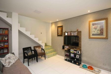 Sala de casa à venda com 3 quartos, 110m² em Fazenda da Juta, São Paulo