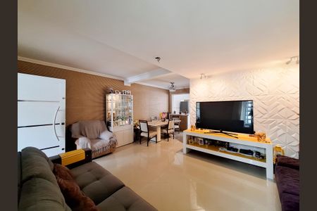 Sala de casa de condomínio à venda com 3 quartos, 160m² em Vila Pauliceia, São Paulo