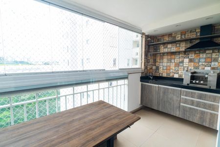 Sacada da Sala de apartamento para alugar com 3 quartos, 88m² em Vila Campestre, São Paulo