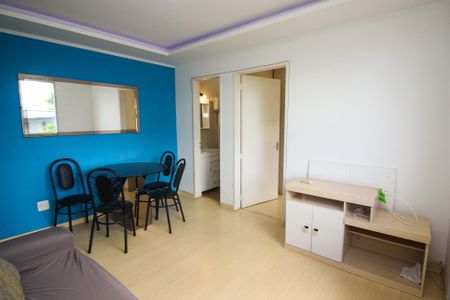 Sala de apartamento à venda com 1 quarto, 44m² em Santo Antônio, Porto Alegre