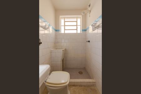 Banheiro de kitnet/studio à venda com 1 quarto, 150m² em Praia de Belas, Porto Alegre