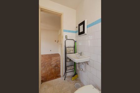 Banheiro de kitnet/studio à venda com 1 quarto, 150m² em Praia de Belas, Porto Alegre