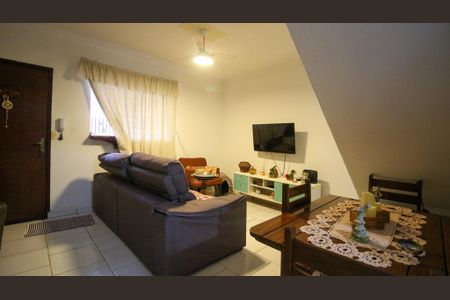 Casa de Condomínio à venda com 2 quartos, 73m² em Vila Ema, São Paulo