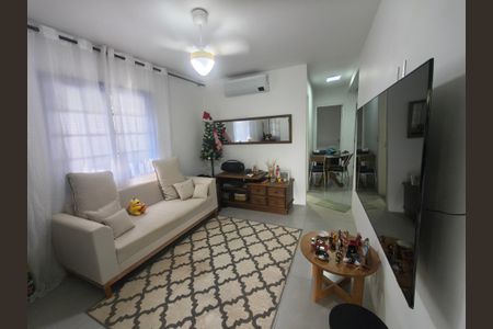 Sala de casa para alugar com 4 quartos, 380m² em Jacarepaguá, Rio de Janeiro