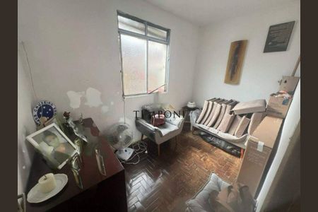 Casa à venda com 7 quartos, 100m² em Conjunto Helena Antipoff, Belo Horizonte