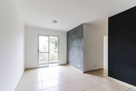 Sala de apartamento para alugar com 3 quartos, 70m² em Jardim Luísa, São Paulo
