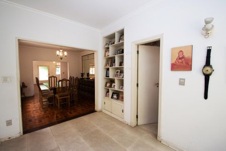 Sala de TV de casa para alugar com 4 quartos, 400m² em Jardim Paulistano, São Paulo