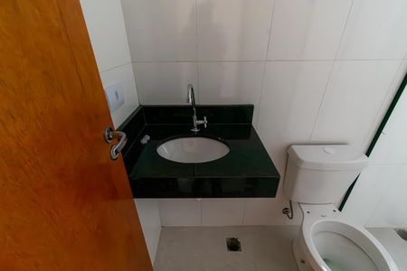 Banheiro de apartamento para alugar com 1 quarto, 29m² em Vila Santa Clara, São Paulo