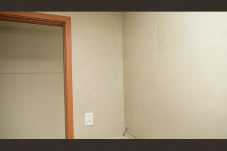 Banheiro - torneira de apartamento para alugar com 1 quarto, 49m² em Parque Amazonia, Goiânia