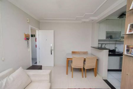 Sala de apartamento à venda com 3 quartos, 60m² em Kennedy, Contagem