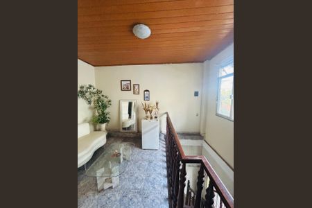 Sala de casa para alugar com 2 quartos, 120m² em Corte Oito, Duque de Caxias