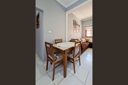 Sala de casa de condomínio para alugar com 3 quartos, 123m² em Jardim Imperador, Praia Grande