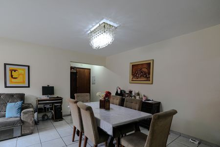 Sala de apartamento para alugar com 2 quartos, 75m² em Jardim Armenia, Mogi das Cruzes
