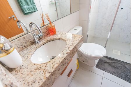 Banheiro de apartamento à venda com 2 quartos, 44m² em Sumarezinho, Santo André