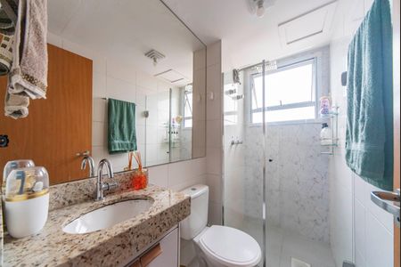 Banheiro de apartamento à venda com 2 quartos, 44m² em Sumarezinho, Santo André