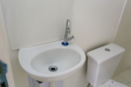 Banheiro de kitnet/studio à venda com 1 quarto, 17m² em Vila Andrade, São Paulo