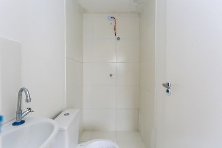 Banheiro de kitnet/studio à venda com 1 quarto, 17m² em Vila Andrade, São Paulo