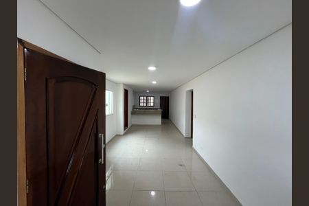 Sala de casa para alugar com 4 quartos, 120m² em Vila Sao Silvestre (zona Leste), São Paulo