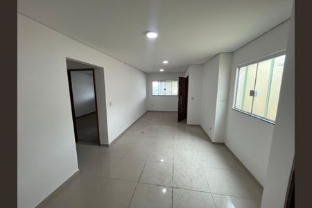 Sala de casa para alugar com 4 quartos, 120m² em Vila Sao Silvestre (zona Leste), São Paulo