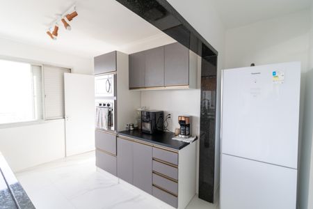 Cozinha de apartamento para alugar com 3 quartos, 136m² em Santana, Porto Alegre