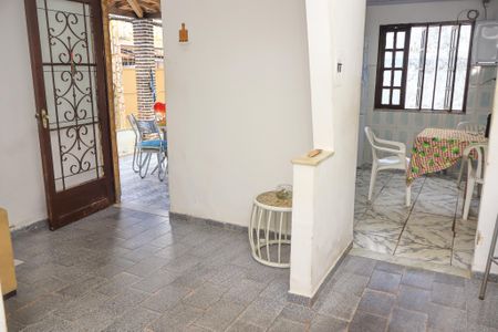 Sala de casa para alugar com 6 quartos, 250m² em Jardim das Margaridas, Salvador