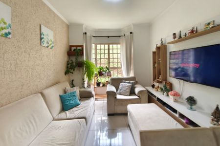 Sala de Estar de apartamento à venda com 3 quartos, 65m² em Jardim Garcia, Campinas