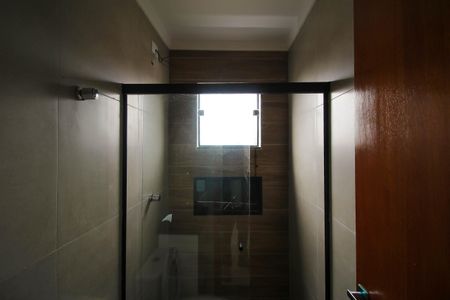 Banheiro de apartamento para alugar com 1 quarto, 30m² em Chácara Belenzinho, São Paulo