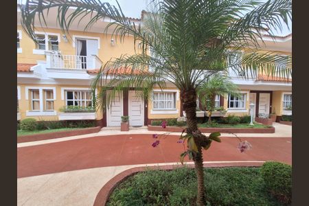 Vista Sala de casa de condomínio para alugar com 3 quartos, 250m² em Imirim, São Paulo