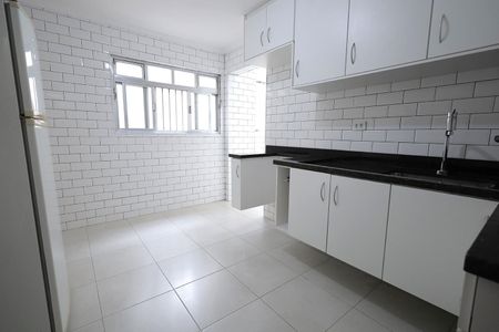 Cozinha de apartamento para alugar com 3 quartos, 119m² em Vila Santa Teresa, Santo André