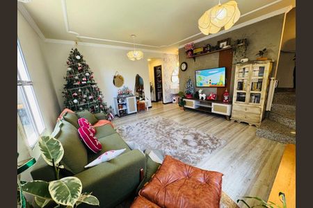 Casa de Condomínio à venda com 3 quartos, 180m² em Copacabana, Belo Horizonte