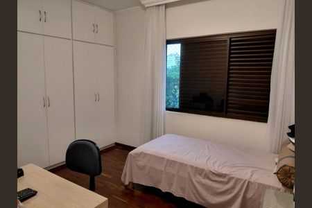 Apartamento para alugar com 3 quartos, 220m² em Higienópolis, São Paulo