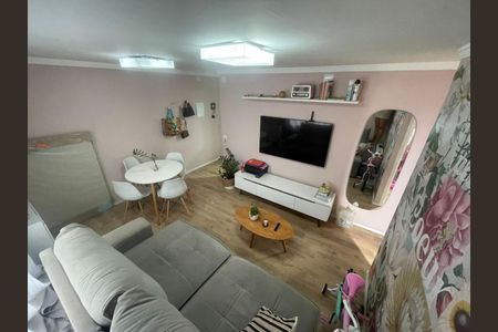 Sala de apartamento para alugar com 2 quartos, 50m² em Vila Francos, São Paulo