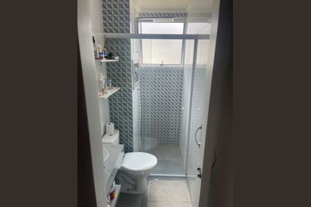 Banheiro de apartamento para alugar com 2 quartos, 40m² em Jardim Boa Vista (zona Oeste), Osasco