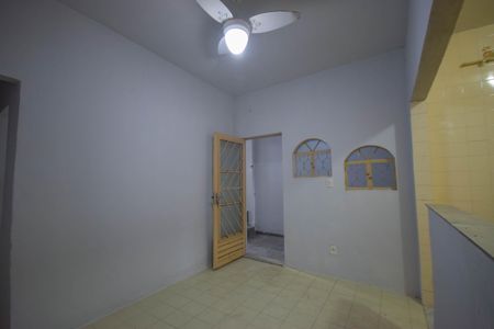 Sala de casa à venda com 3 quartos, 160m² em Tanque, Rio de Janeiro