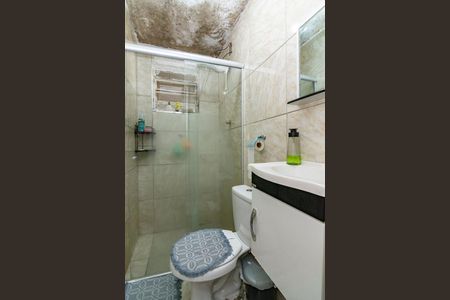 Banheiro de casa para alugar com 2 quartos, 150m² em Havaí, Belo Horizonte