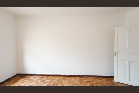 Quarto de casa para alugar com 3 quartos, 200m² em Vila Baruel, São Paulo