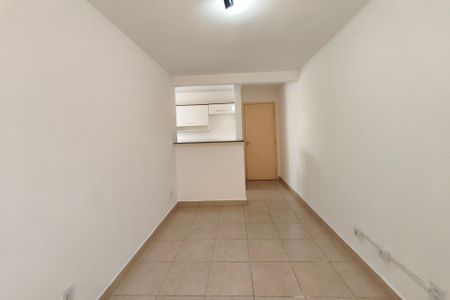 Sala de apartamento para alugar com 2 quartos, 55m² em Loteamento Parque São Martinho, Campinas