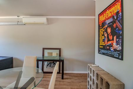Sala de apartamento à venda com 1 quarto, 55m² em Vila Ipiranga, Porto Alegre